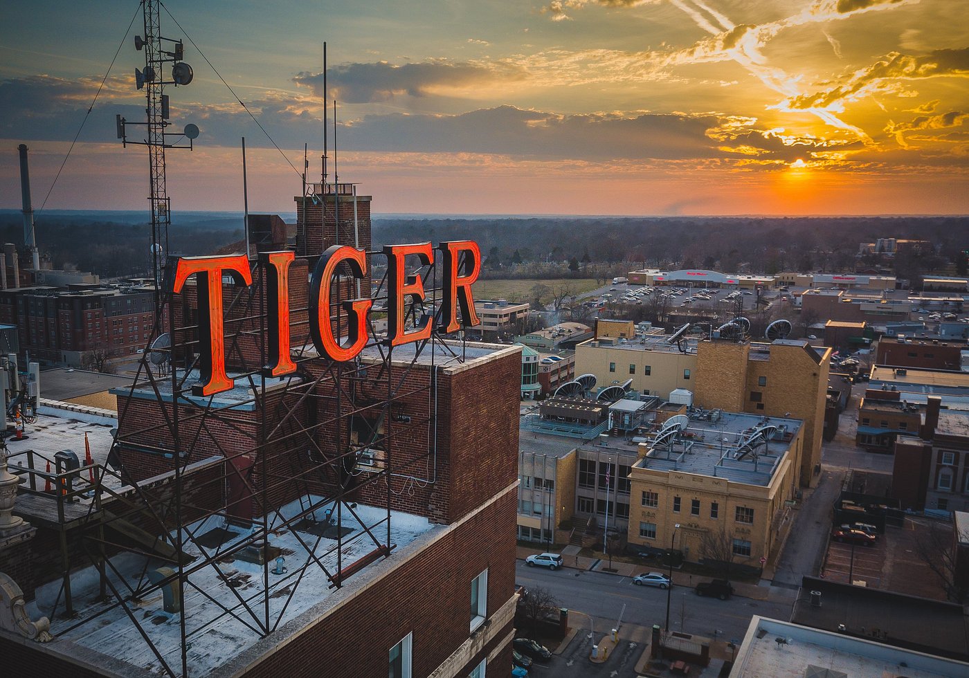 The Tiger Hotel Sign
